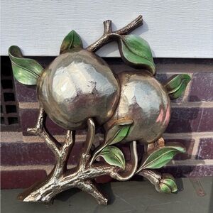 vintage Syroco shiny gold apple gilt molded branch wall plaque.